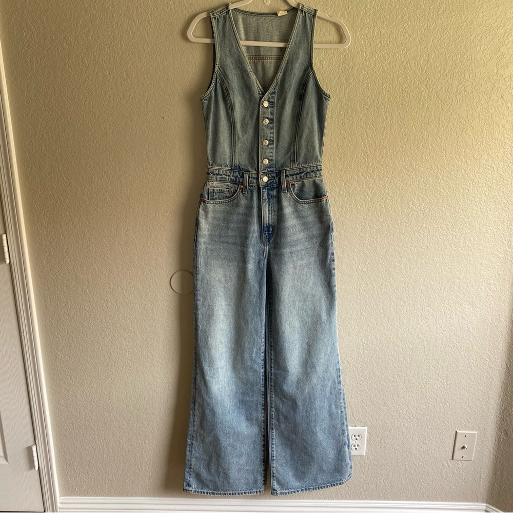 NEW Levi’s Sleeveless Denim Wide Leg Jumpsuit